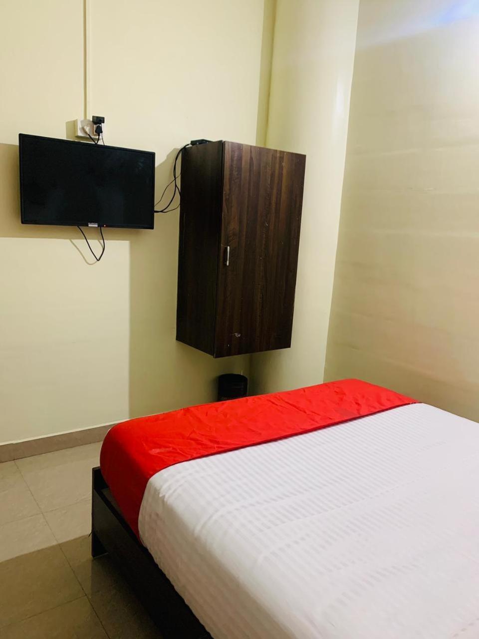 Western Silicon Hotel Kammasandra Экстерьер фото